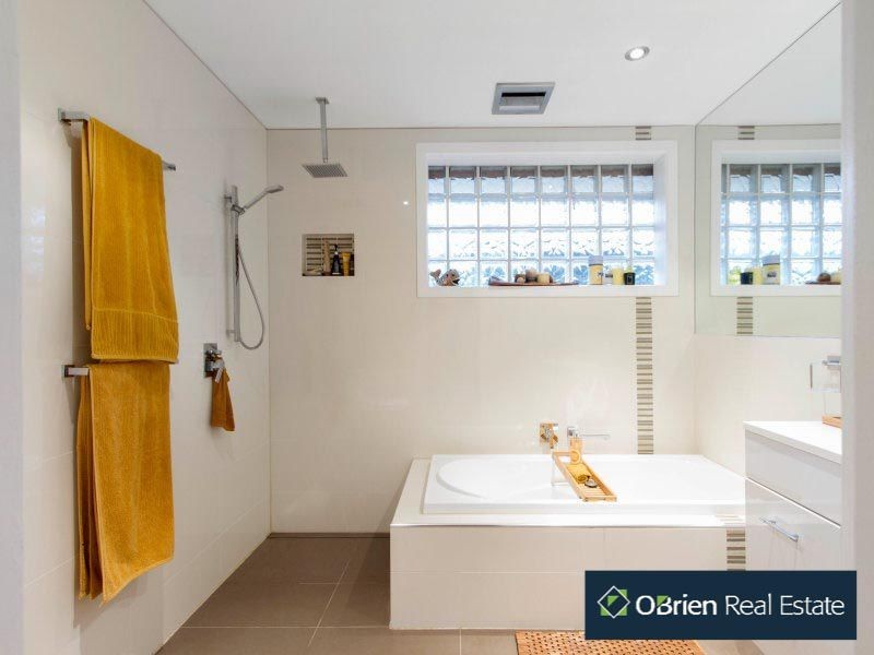 21 Colac Court, Patterson Lakes VIC 3197