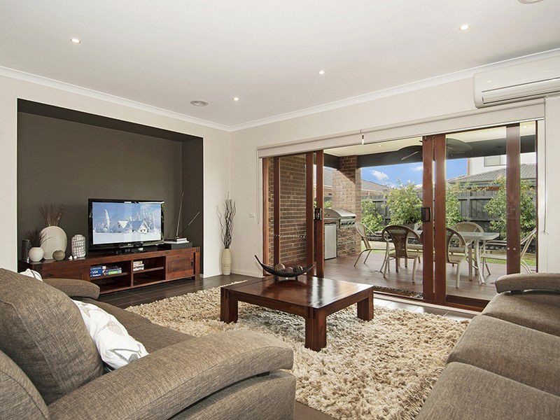 14 Merriwee Chase, Sandhurst VIC 3977