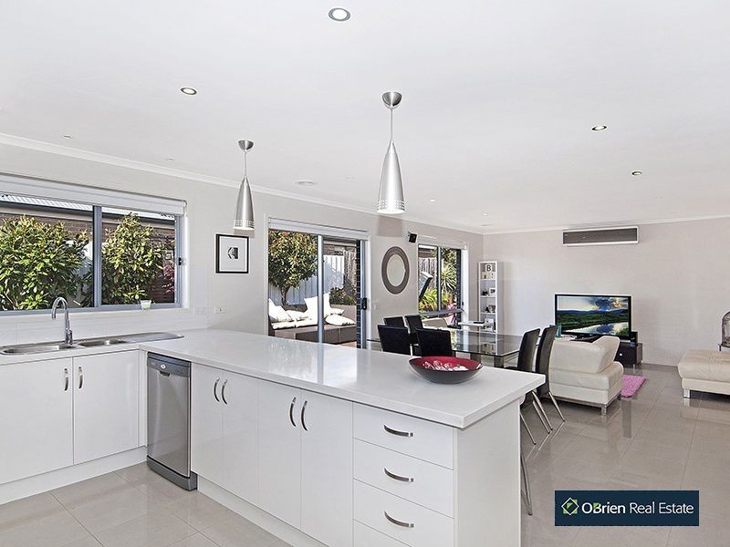 6 Katies Place, Carrum Downs VIC 3201