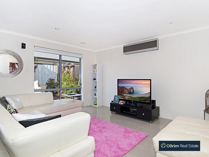 6 Katies Place, Carrum Downs VIC 3201