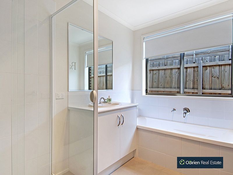 6 Katies Place, Carrum Downs VIC 3201
