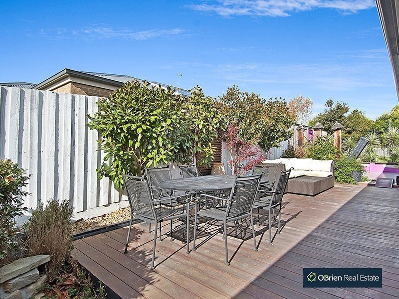 6 Katies Place, Carrum Downs VIC 3201