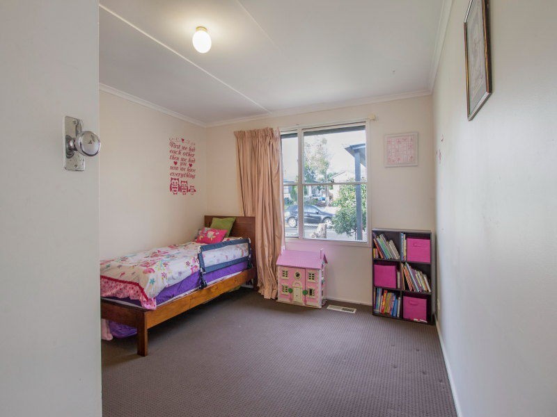 36 Rosemary Crescent, Frankston North VIC 3200