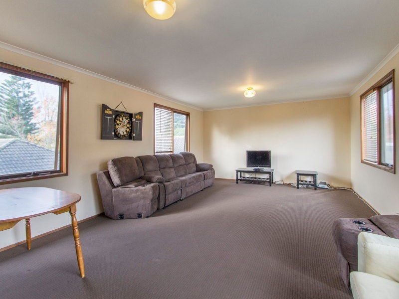 36 Rosemary Crescent, Frankston North VIC 3200