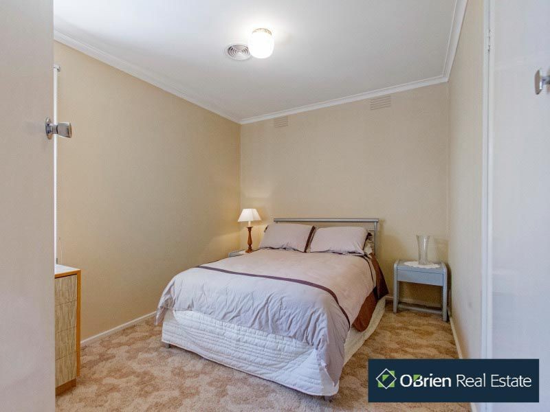 23 Selsey Street, Seaford VIC 3198
