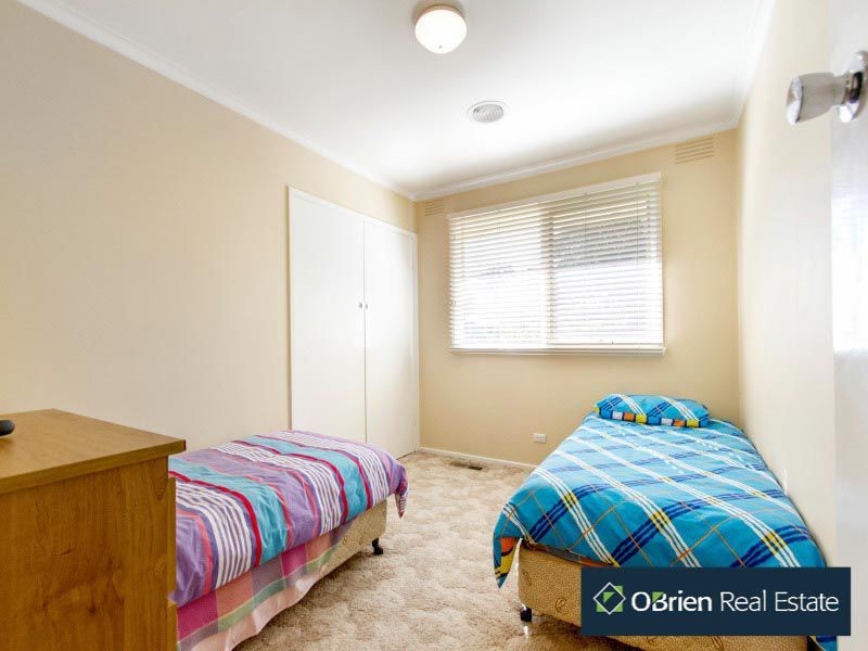 23 Selsey Street, Seaford VIC 3198