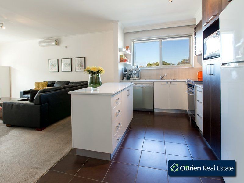 4/8 Commercial Road, Mentone VIC 3194