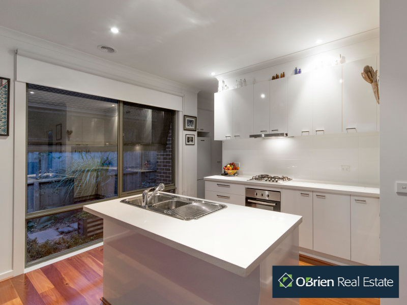 2/15 Alleyne Avenue, Bonbeach VIC 3196