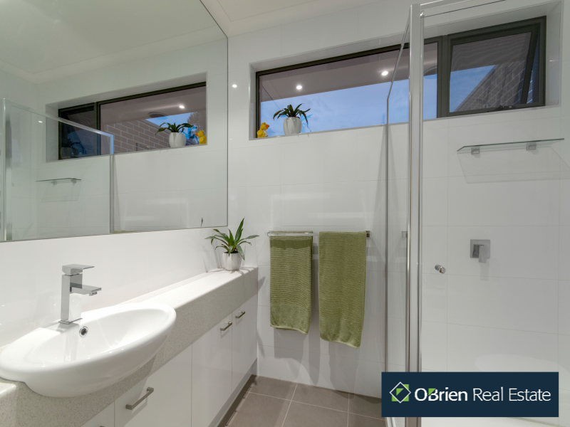 2/15 Alleyne Avenue, Bonbeach VIC 3196