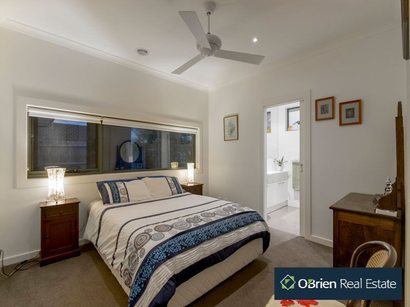 2/15 Alleyne Avenue, Bonbeach VIC 3196