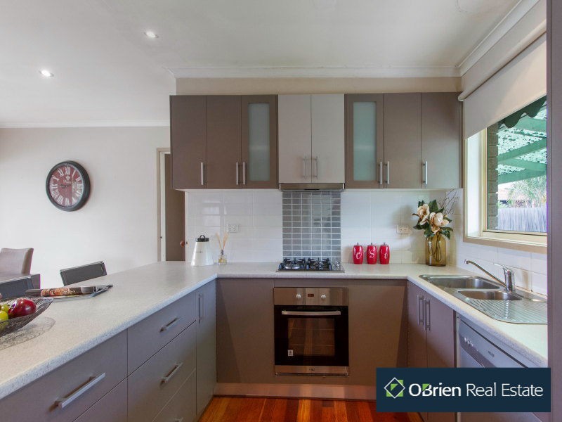 40 Randall Avenue, Chelsea VIC 3196