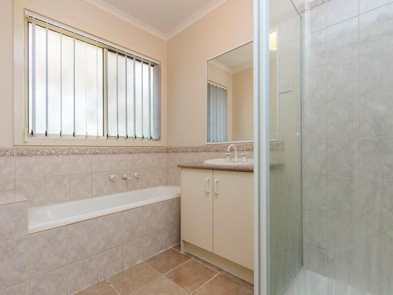 116 Rosemary Crescent, Frankston North VIC 3200