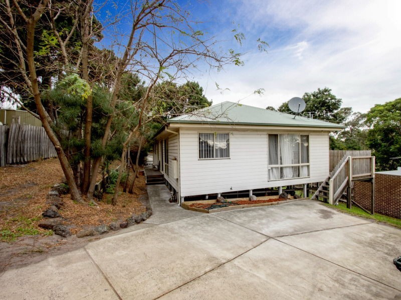 116 Rosemary Crescent, Frankston North VIC 3200