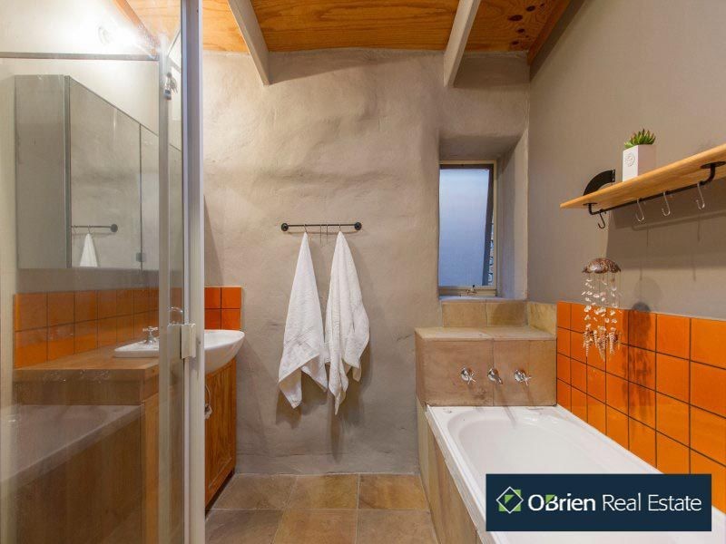 11 Raleon Avenue, Frankston South VIC 3199