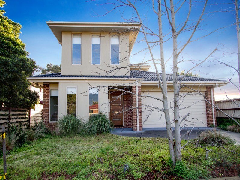 11 Mountain View Crescent, Seaford VIC 3198