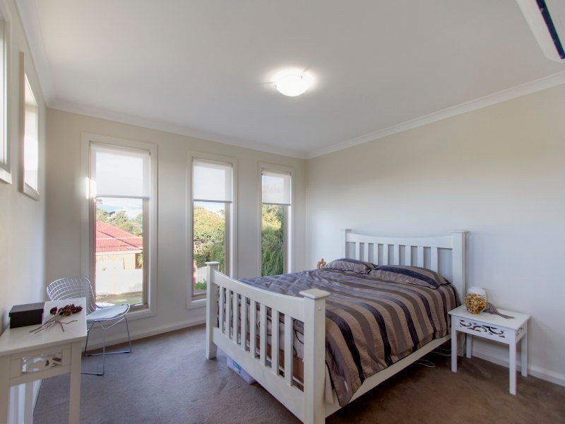 11 Mountain View Crescent, Seaford VIC 3198