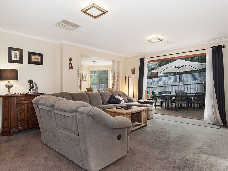 4 Desmond Court, Carrum Downs VIC 3201