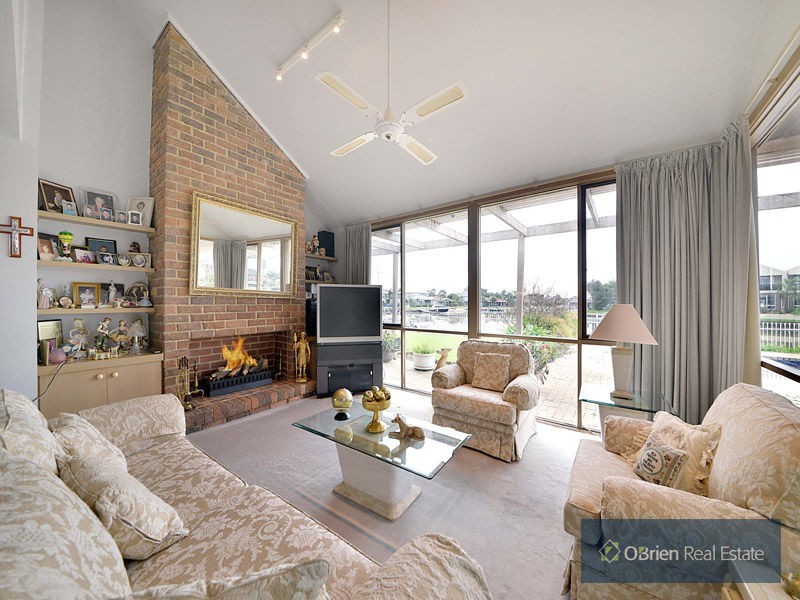 38-40 Curlew Point Drive, Patterson Lakes VIC 3197