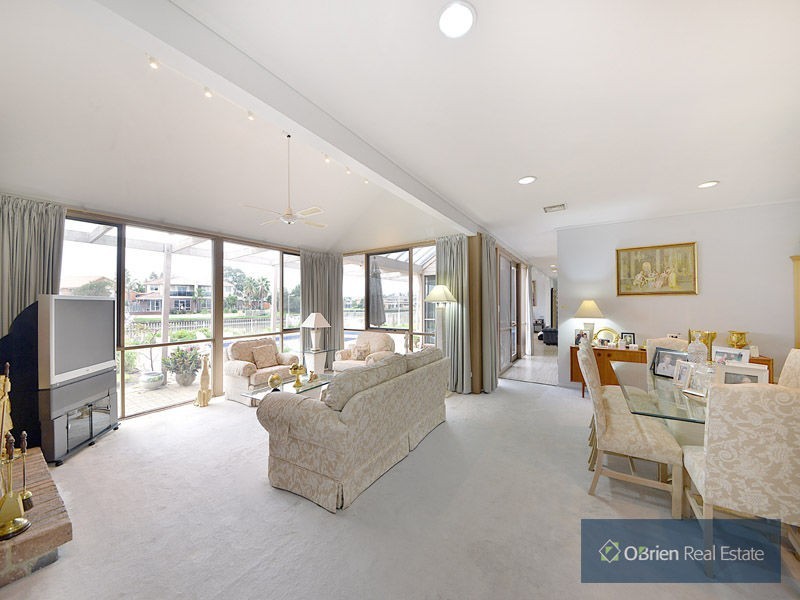 38-40 Curlew Point Drive, Patterson Lakes VIC 3197