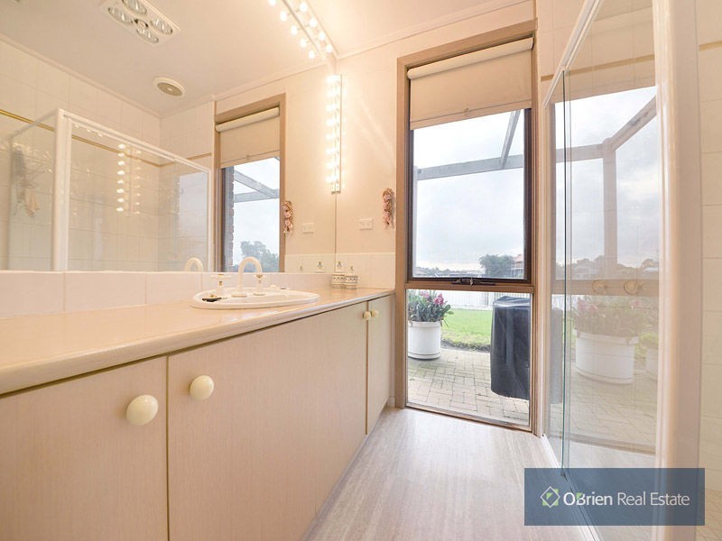 38-40 Curlew Point Drive, Patterson Lakes VIC 3197