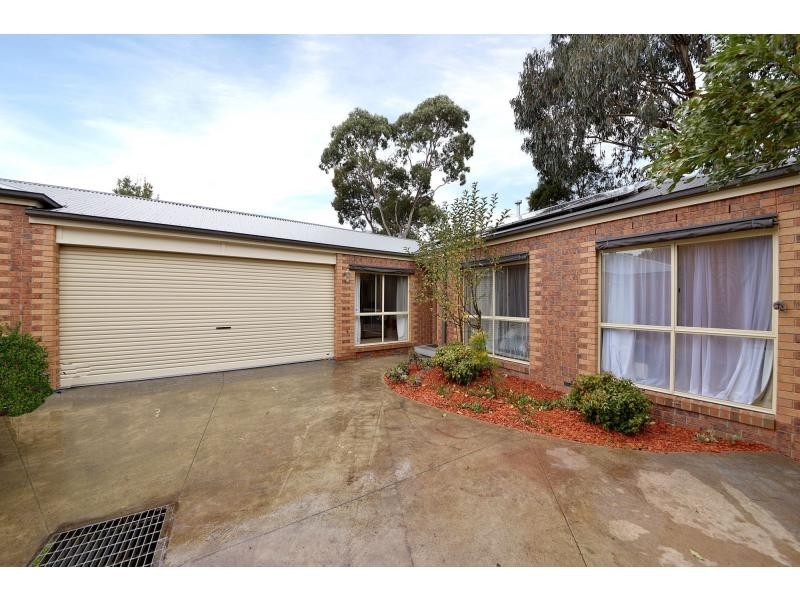 2/4 Alder Street, Langwarrin VIC 3910
