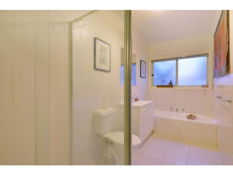 2/4 Alder Street, Langwarrin VIC 3910