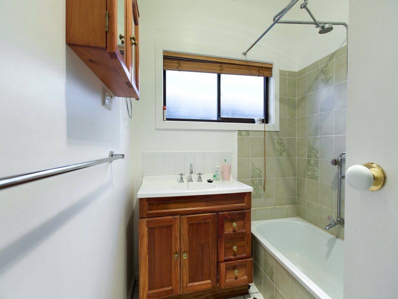 14 Crown Road, Bonbeach VIC 3196