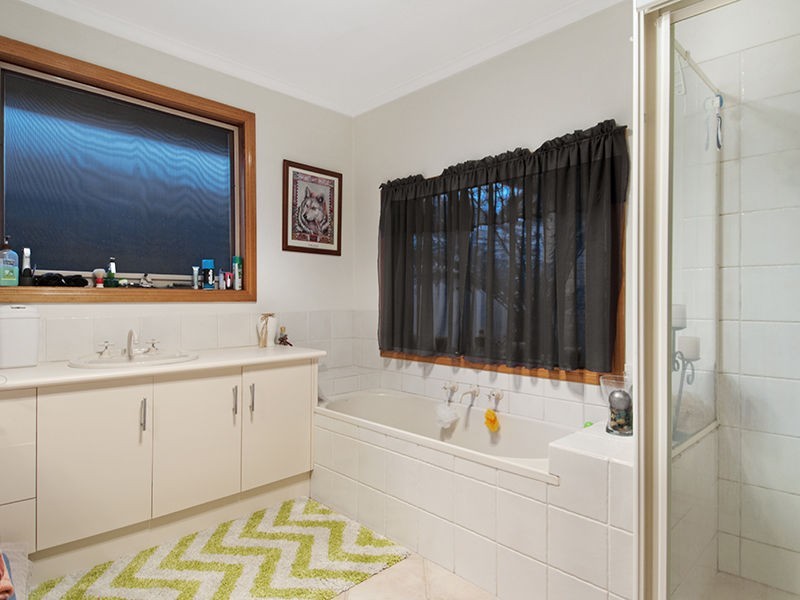 19 Shearer Court, Frankston South VIC 3199