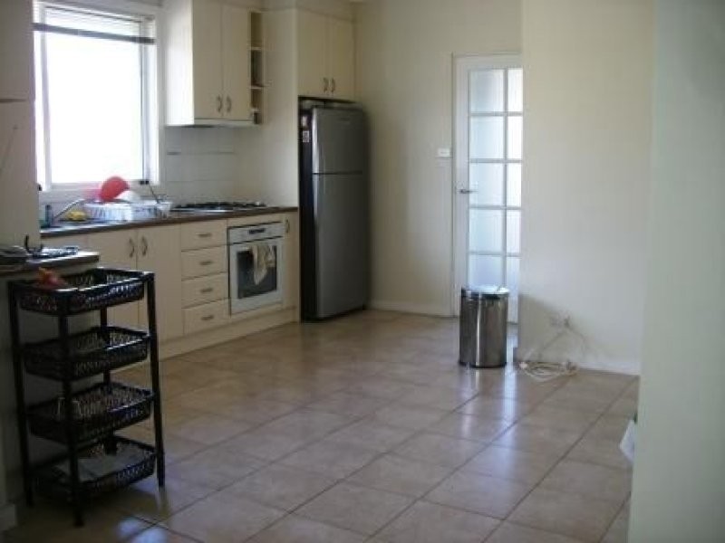 2 Cross Road, Chelsea VIC 3196