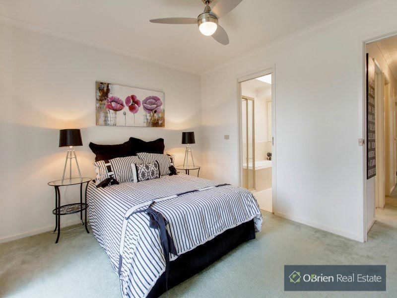 18 Lexington Place, Carrum VIC 3197