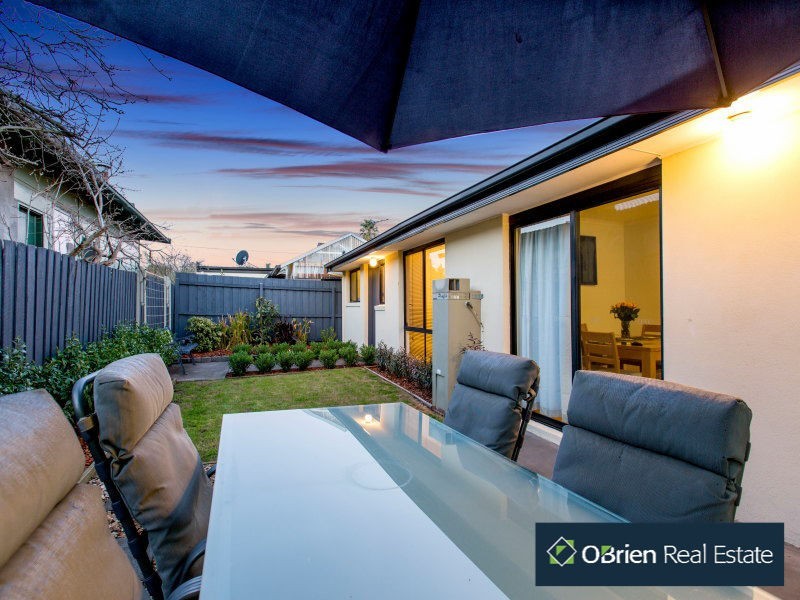 2/16 True Avenue, Carrum VIC 3197
