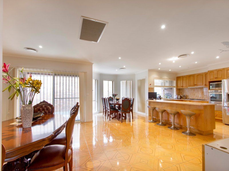 6 Tennyson Avenue, Clayton South VIC 3169