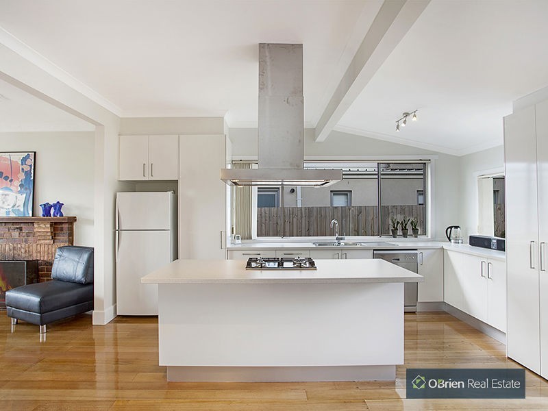 40 Catherine Avenue, Chelsea VIC 3196