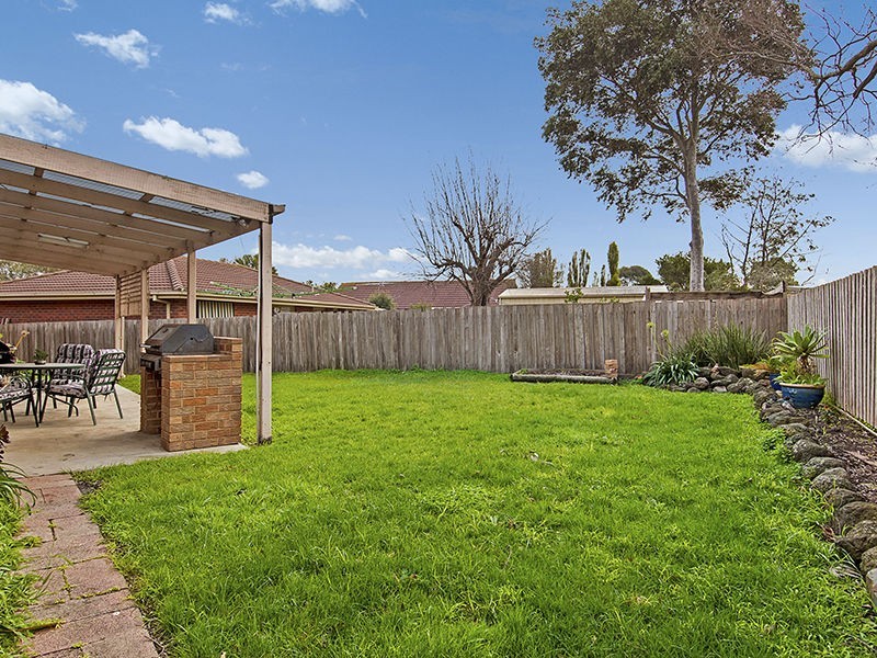 1 Marshall Close, Carrum Downs VIC 3201