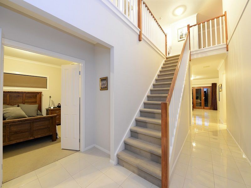 5 Merriwee Chase, Sandhurst VIC 3977