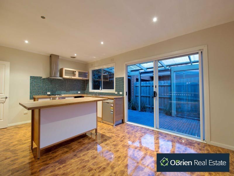 17 Seacrest Avenue, Seaford VIC 3198