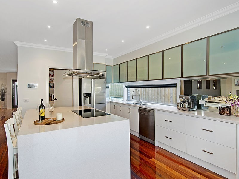 17 Sandarra Boulevard, Sandhurst VIC 3977