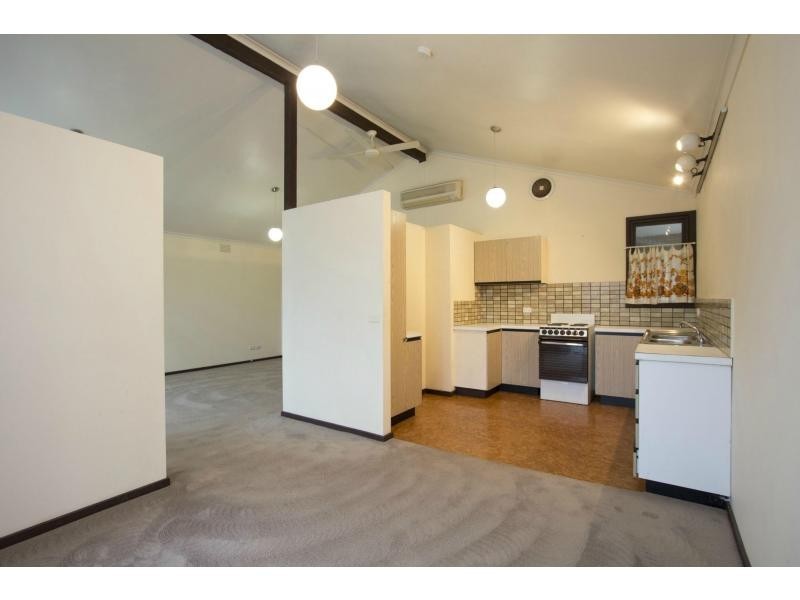 8 Chelbara Court, Chelsea VIC 3196