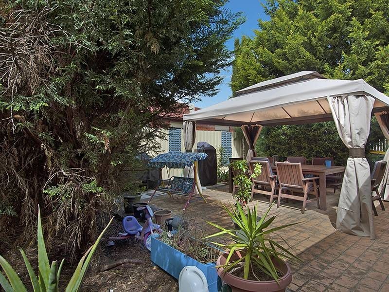 33 Manchester Drive, Skye VIC 3977