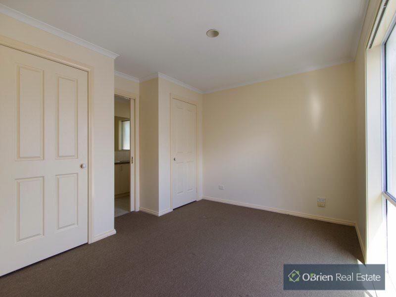 8 Perovic Place, Chelsea Heights VIC 3196