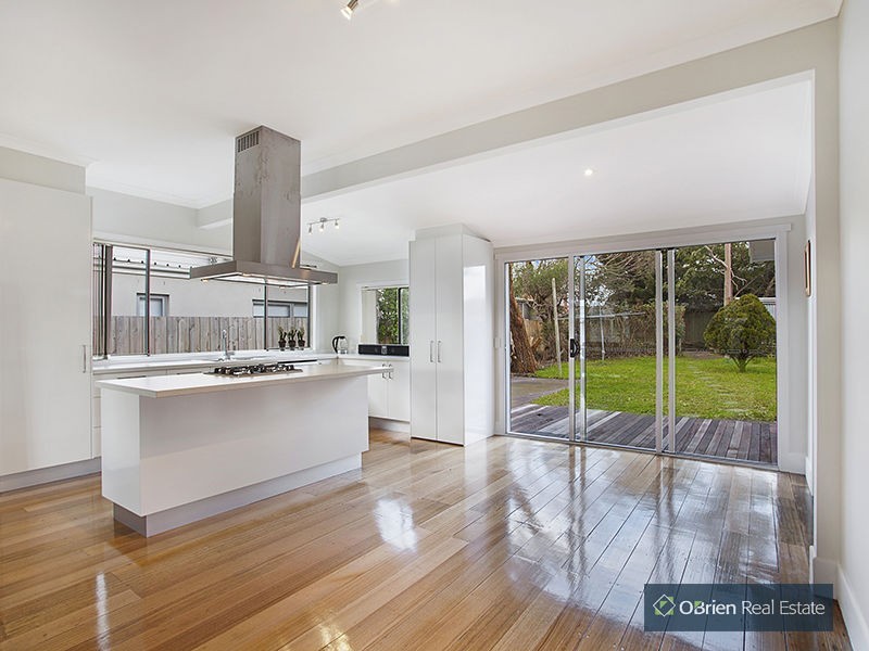 40 Catherine Avenue, Chelsea VIC 3196