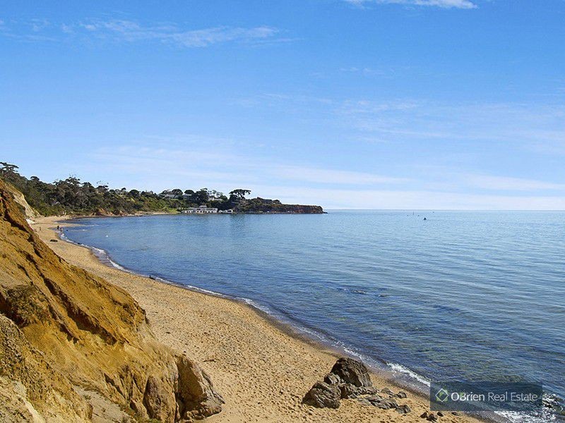 1 Clyde Court, Frankston South VIC 3199