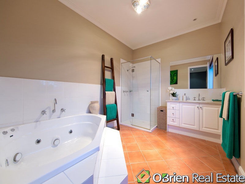 74 Scarborough Drive, Patterson Lakes VIC 3197