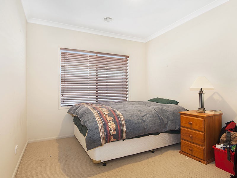 40 Diamond Parade, Skye VIC 3977