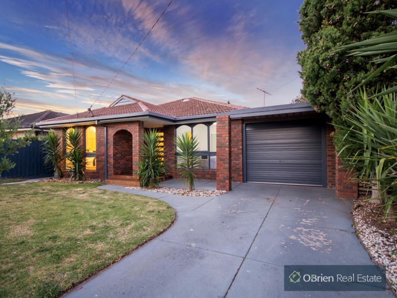 13 Catron Street, Seaford VIC 3198