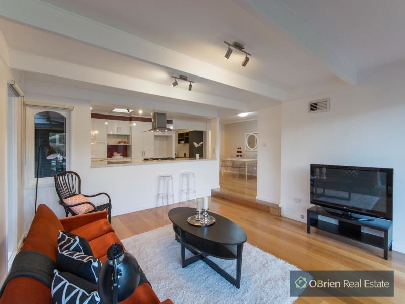 13 Catron Street, Seaford VIC 3198