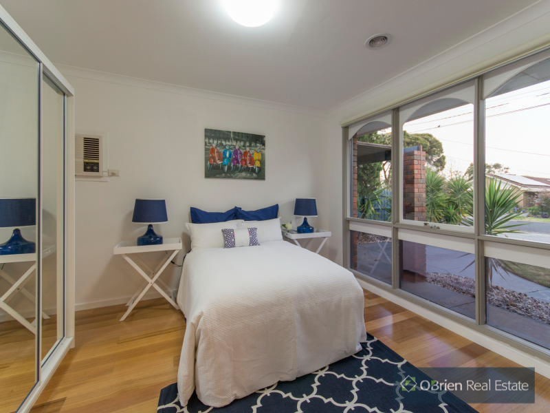 13 Catron Street, Seaford VIC 3198