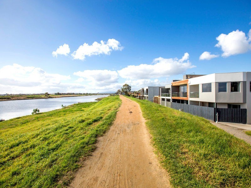 7 Marine Drive, Patterson Lakes VIC 3197