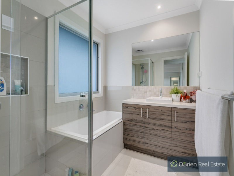 80 Sherwood Avenue, Chelsea VIC 3196