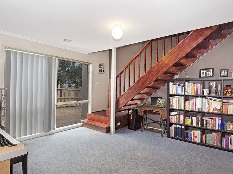 37 Clifton Park Drive, Carrum Downs VIC 3201